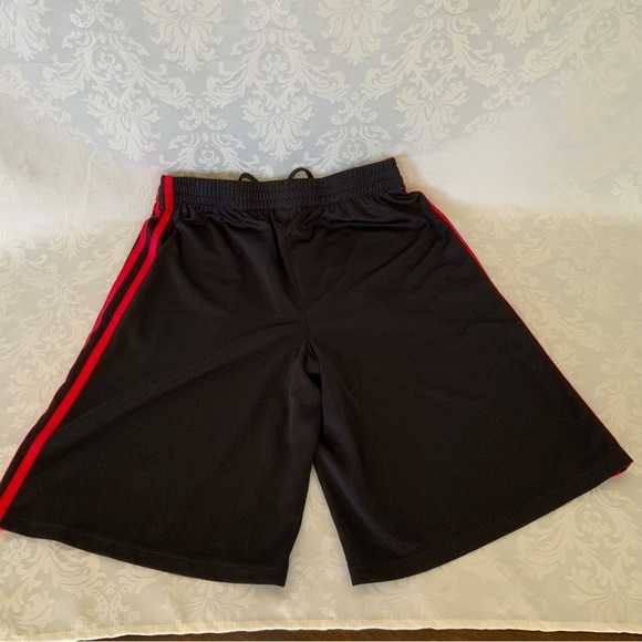 Adidas Boys XL Athletic Shorts Black - Picture 2 of 9